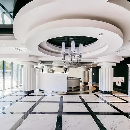 Ans Hanza Tower With Private Jacuzzi - Swimming Pool, Sauna, Jacuzzi, Viewing Terrace Στσέτσιν