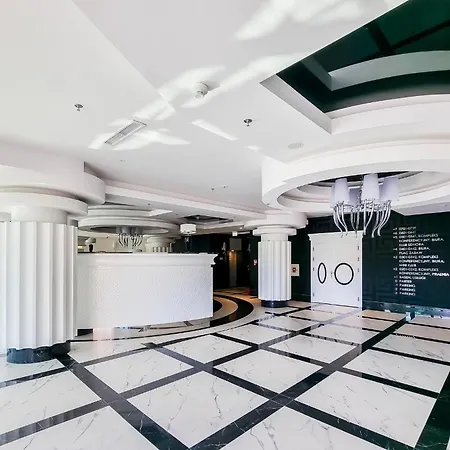 Ans Hanza Tower With Private Jacuzzi - Swimming Pool, Sauna, Jacuzzi, Viewing Terrace شقة