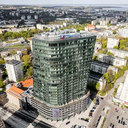 Ans Hanza Tower With Private Jacuzzi - Swimming Pool, Sauna, Jacuzzi, Viewing Terrace Στσέτσιν