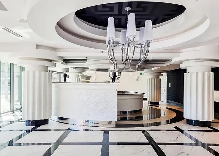 Ans Hanza Tower With Private Jacuzzi - Swimming Pool, Sauna, Jacuzzi, Viewing Terrace *