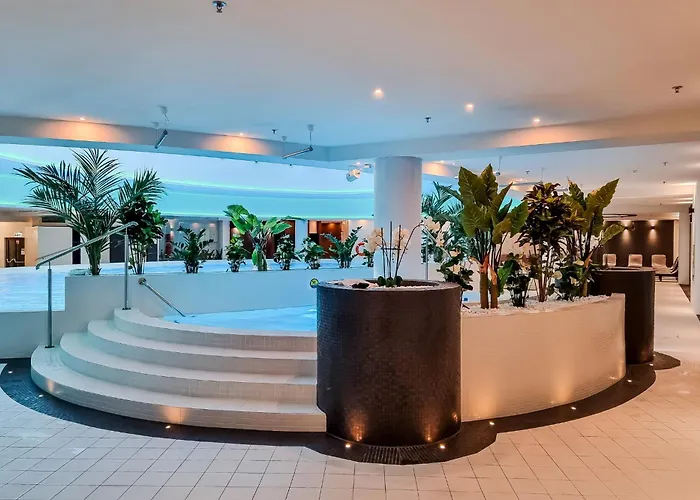 Ans Hanza Tower With Private Jacuzzi - Swimming Pool, Sauna, Jacuzzi, Viewing Terrace Apartment *